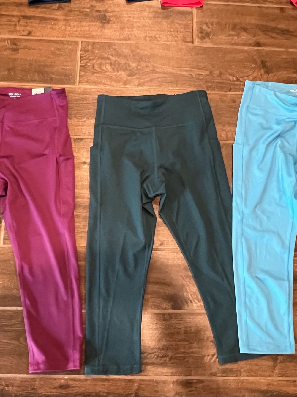Women’s size M  Tek Gear Capri Active Leggings  bundle of 3. All are NWT!!